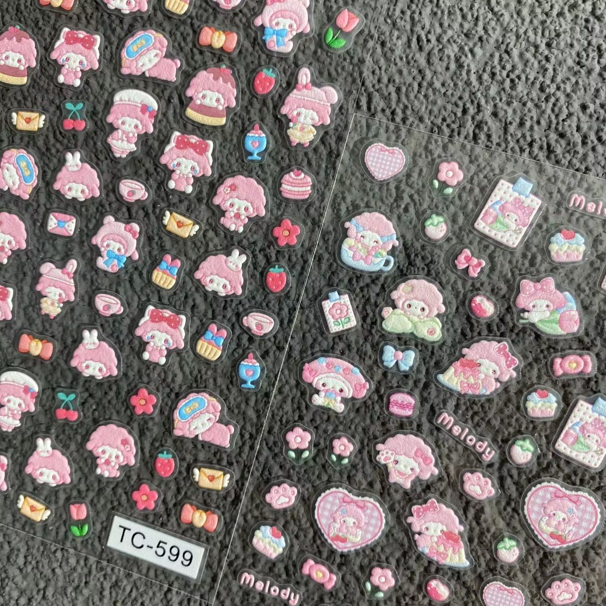 Urocze naklejki na paznokcie z – Nail Art recenzja i cena